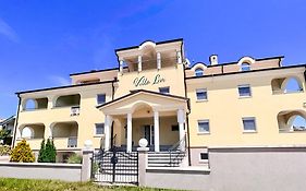 Villa Livi - Luxury Sea View Appartments