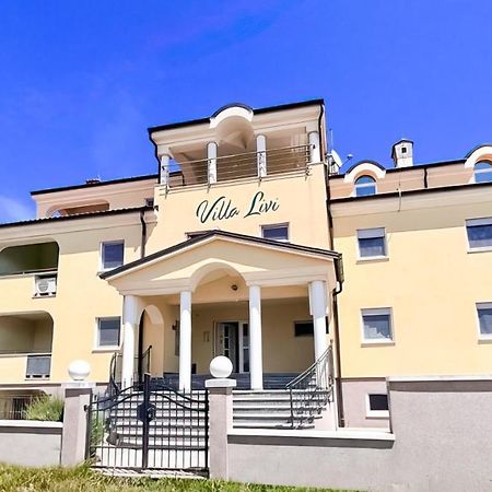 Villa Livi - Luxury Sea View Appartments Medulin Exterior foto